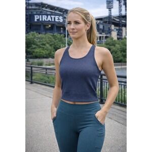 Lululemon 10 Ribbed Softstreme Cropped Tank Black Soft Size 10‎